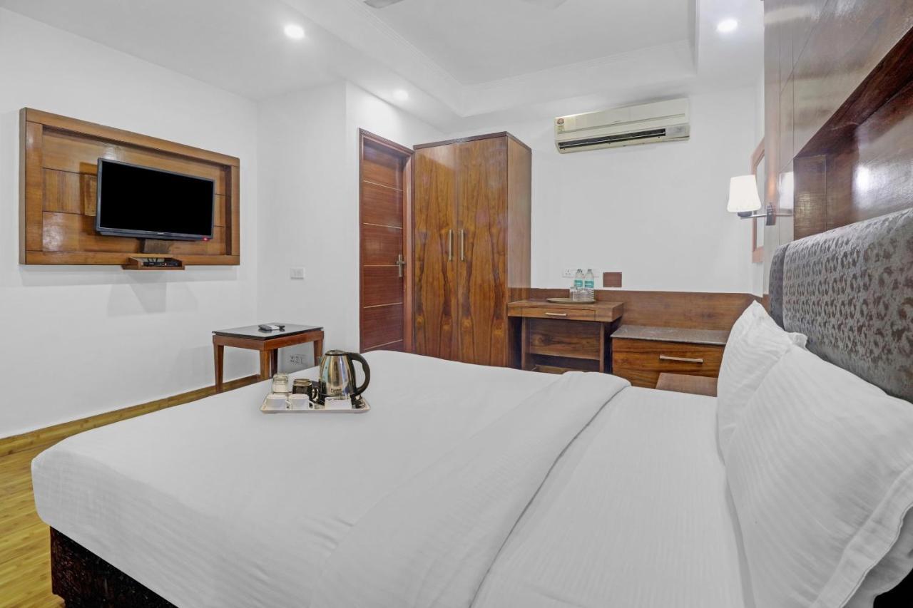 Oyo Townhouse 604 The Royal Galaxy Hotel New Delhi