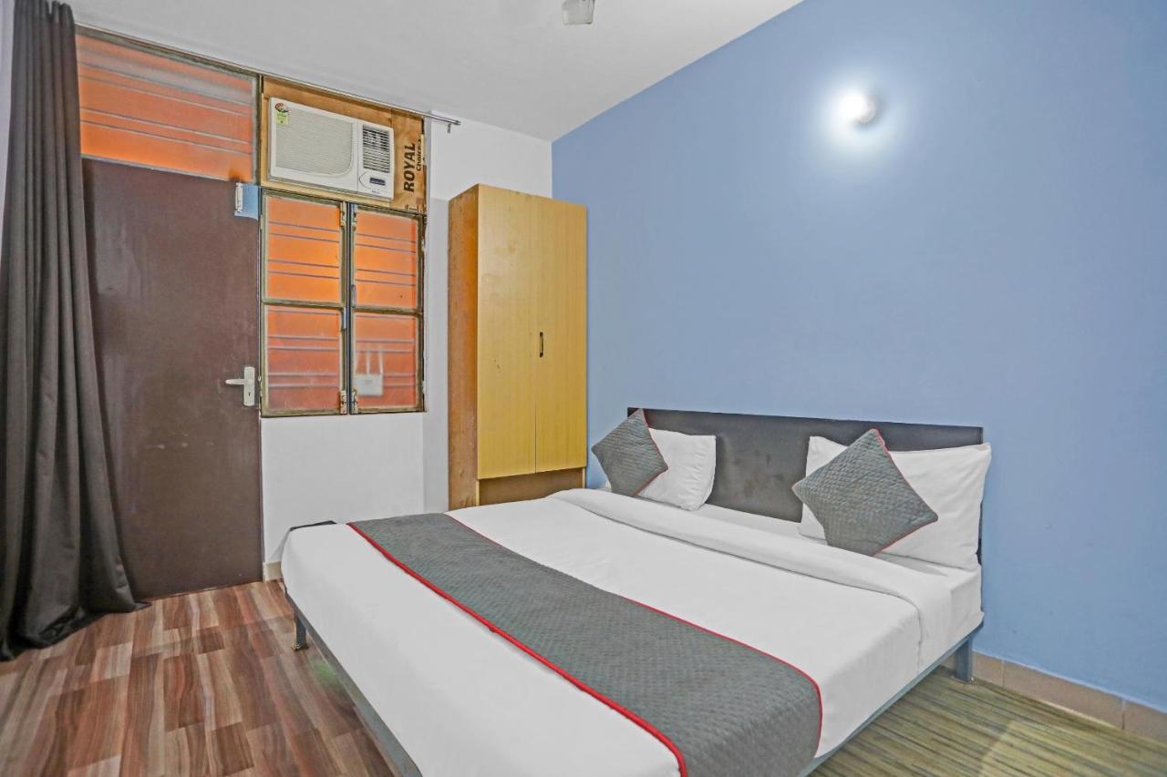 Collection O Jps Near Pvr Vikaspuri Hotel Delhi (National Capital Territory of India)