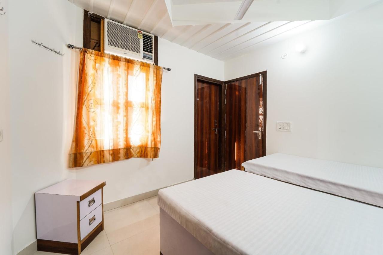 Hotel O Chahal Near Nangloi Railway Station Metro Station Delhi (National Capital Territory of India)