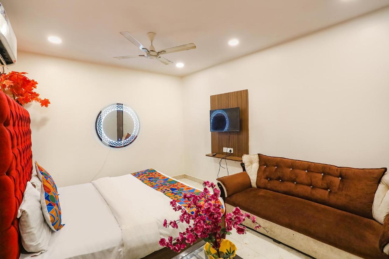 Fabhotel Royal Galaxy I Near Yashobhoomi Convention Centre New Delhi