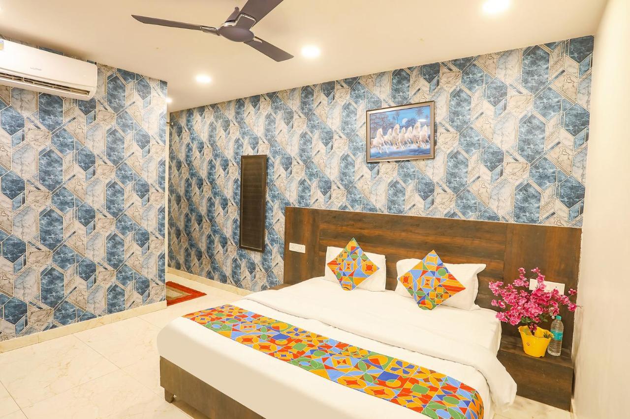Fabhotel Royal Galaxy I Near Yashobhoomi Convention Centre Hotel 3*
