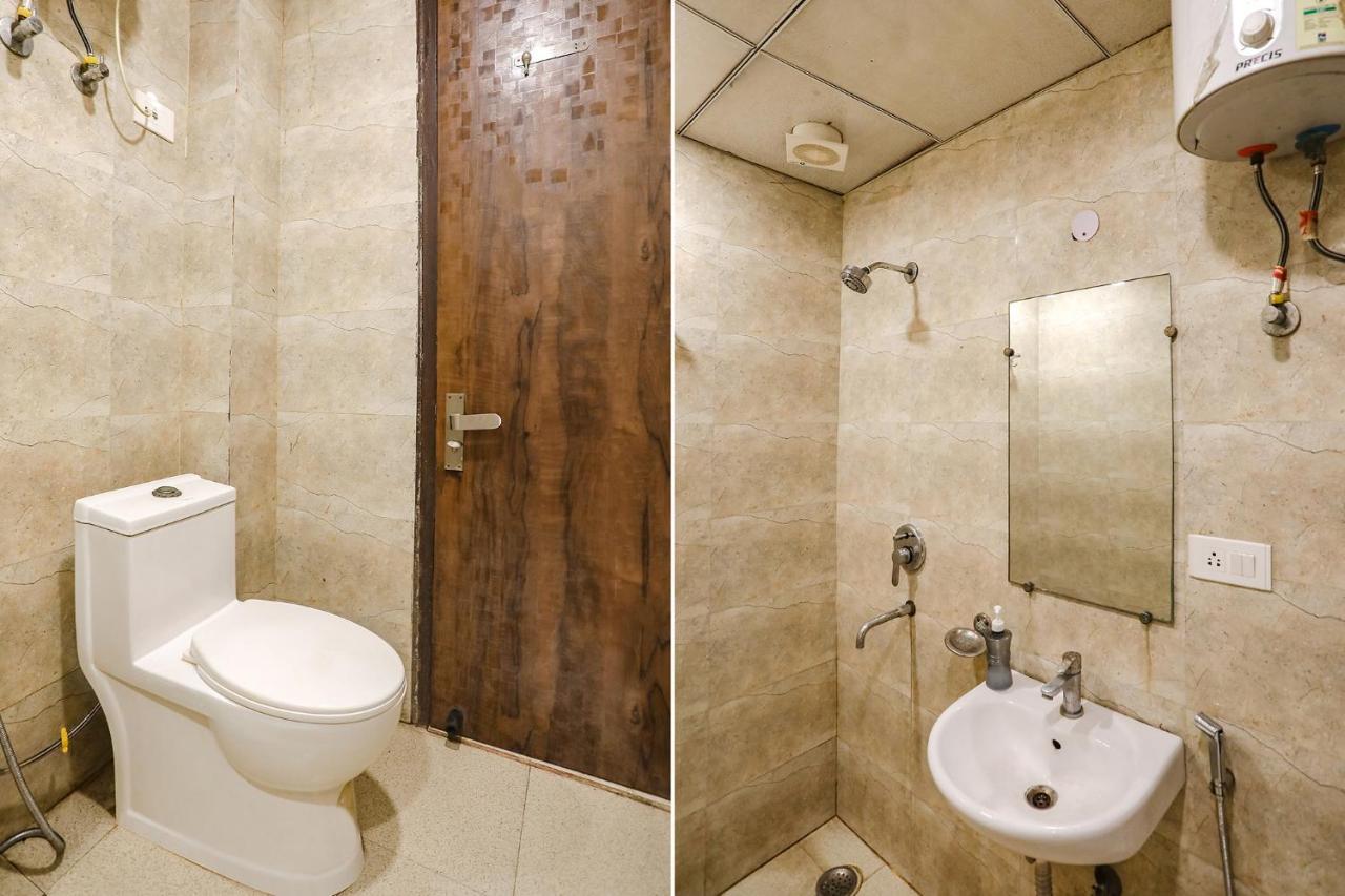 Fabhotel Royal Galaxy I Near Yashobhoomi Convention Centre Hotel