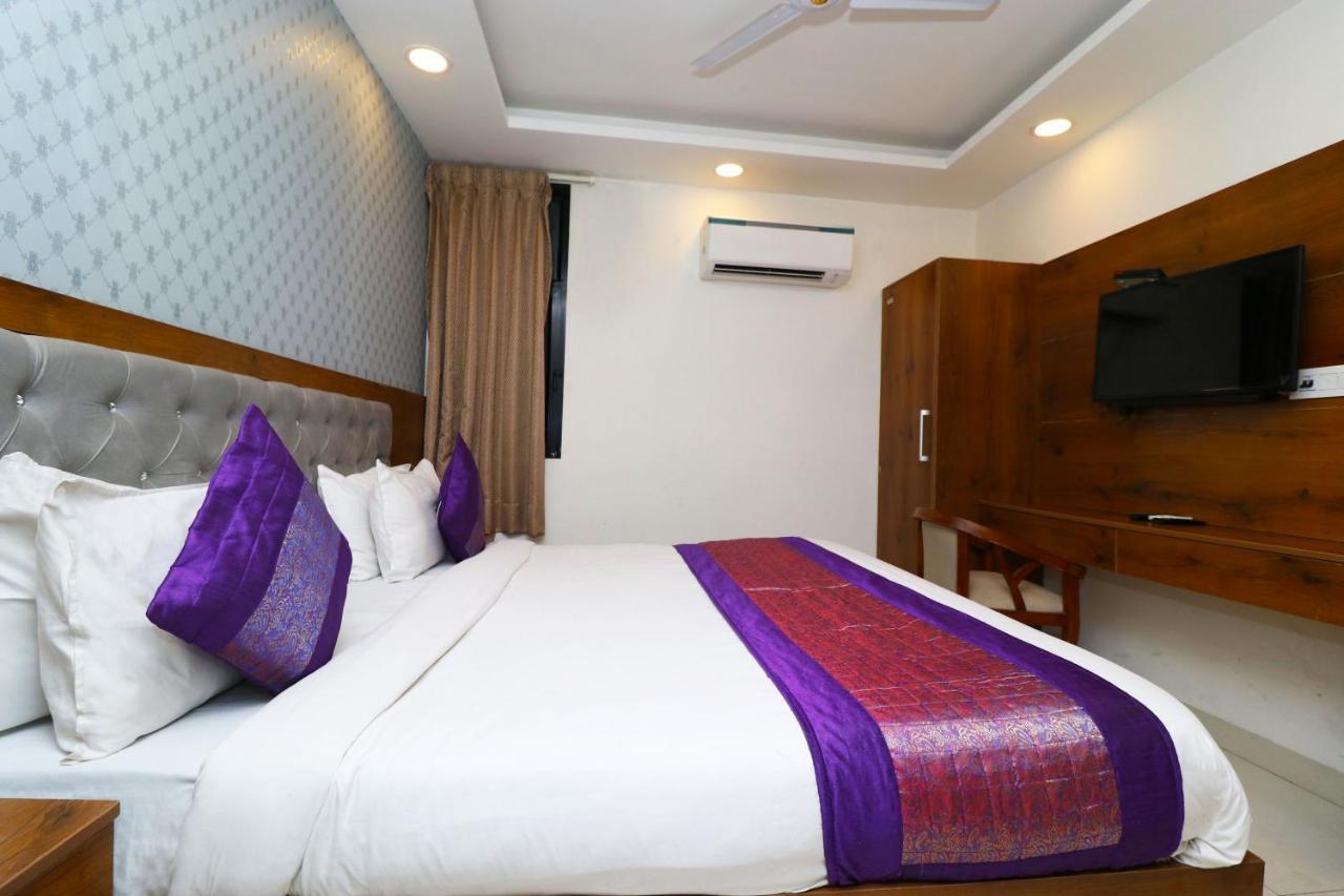 Hotel Belwood - A Well Hygiene New Delhi