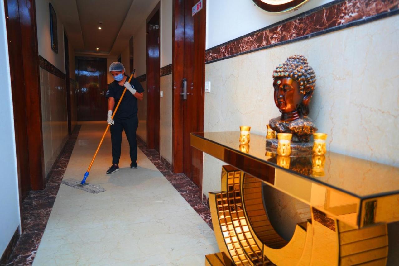 The Vegas By De Pavilion, Airport Hotel 4*