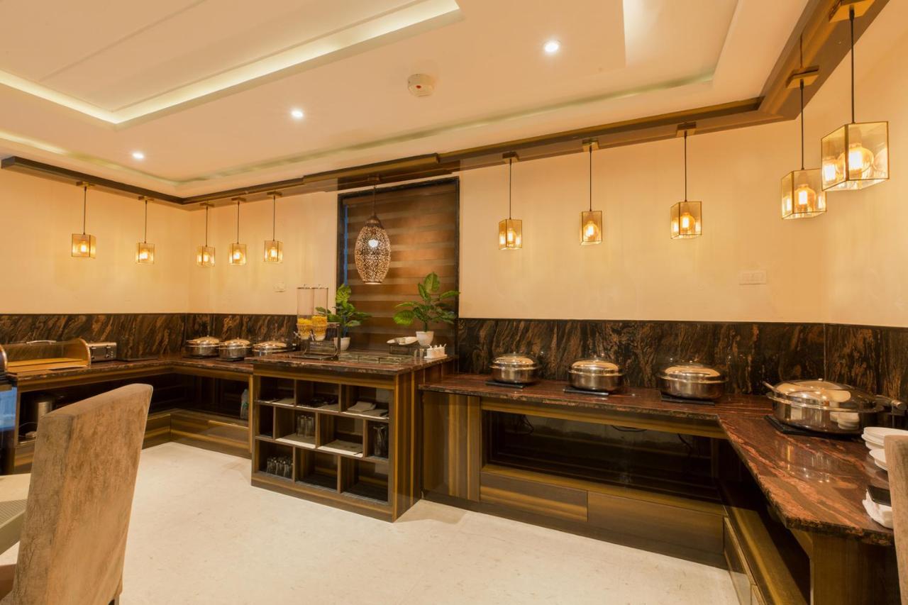 Hotel The Vegas By De Pavilion, Airport 4*