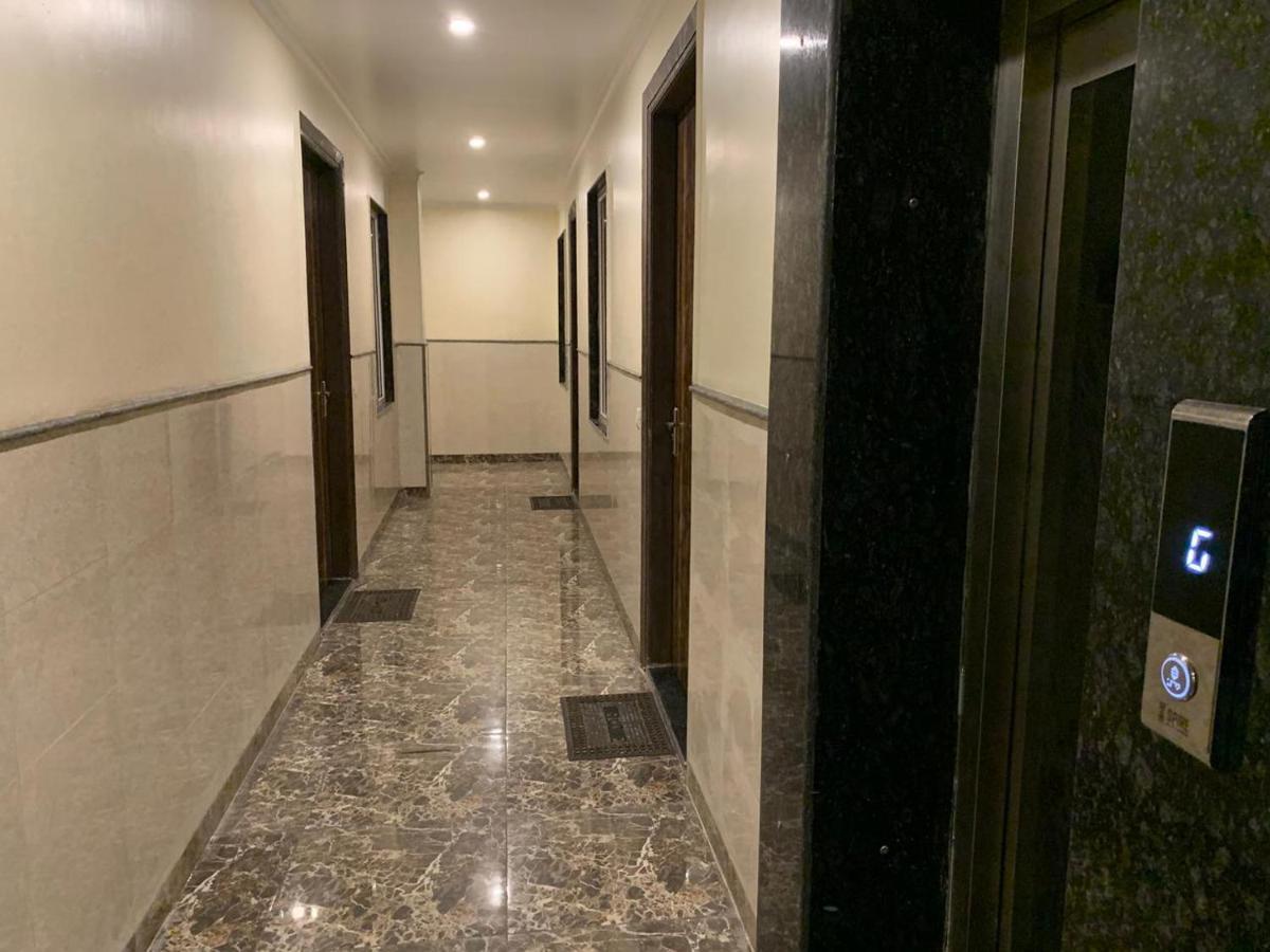 Hotel Dev Place Near Delhi Airport 3*