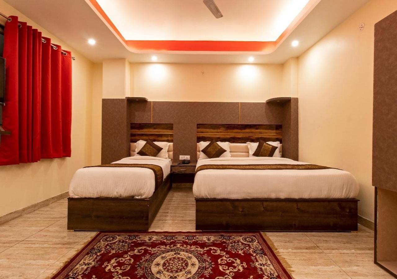 Hotel Dev Place Near Delhi Airport