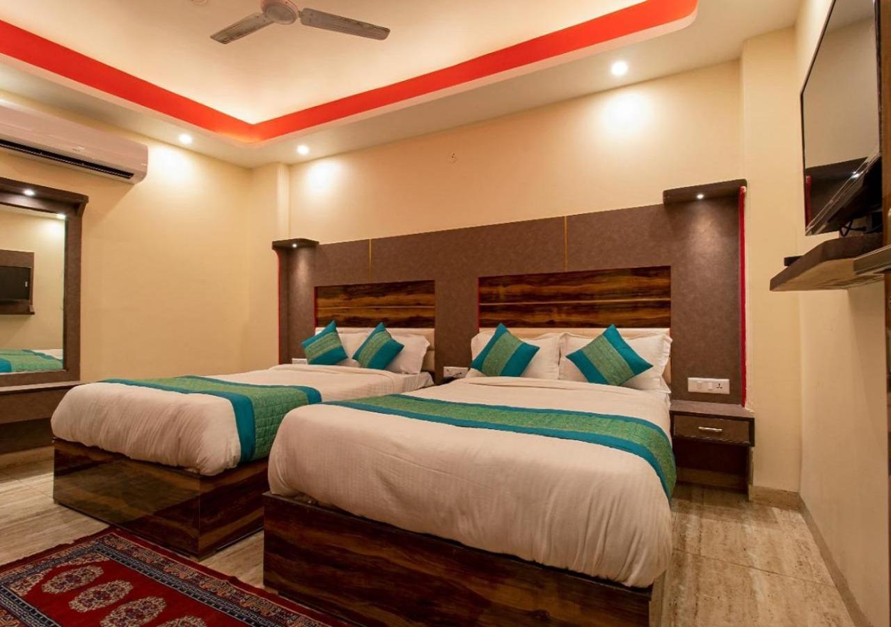 Dev Place Near Delhi Airport 3* New Delhi