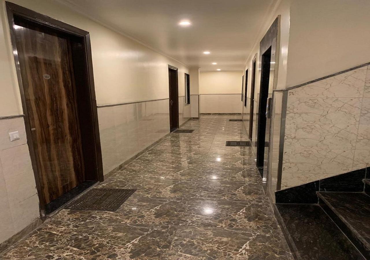 Dev Place Near Delhi Airport Hotel