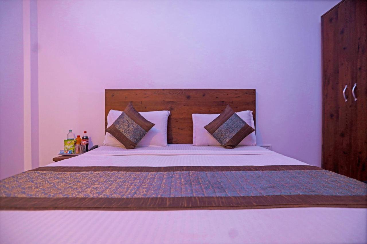 Hotel Airport Sinon 3*