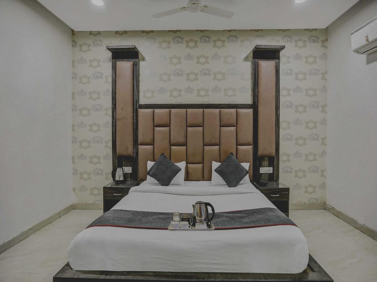 Townhouse 22956 Grand Residency Delhi (National Capital Territory of India)