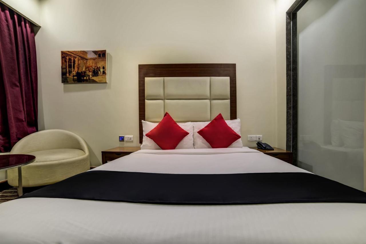 Hotel New Haven Greater Kailash - Local Id's Accepted