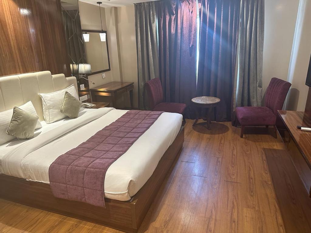 Hotel Airport Ramhan Palace Mahipalpur New Delhi