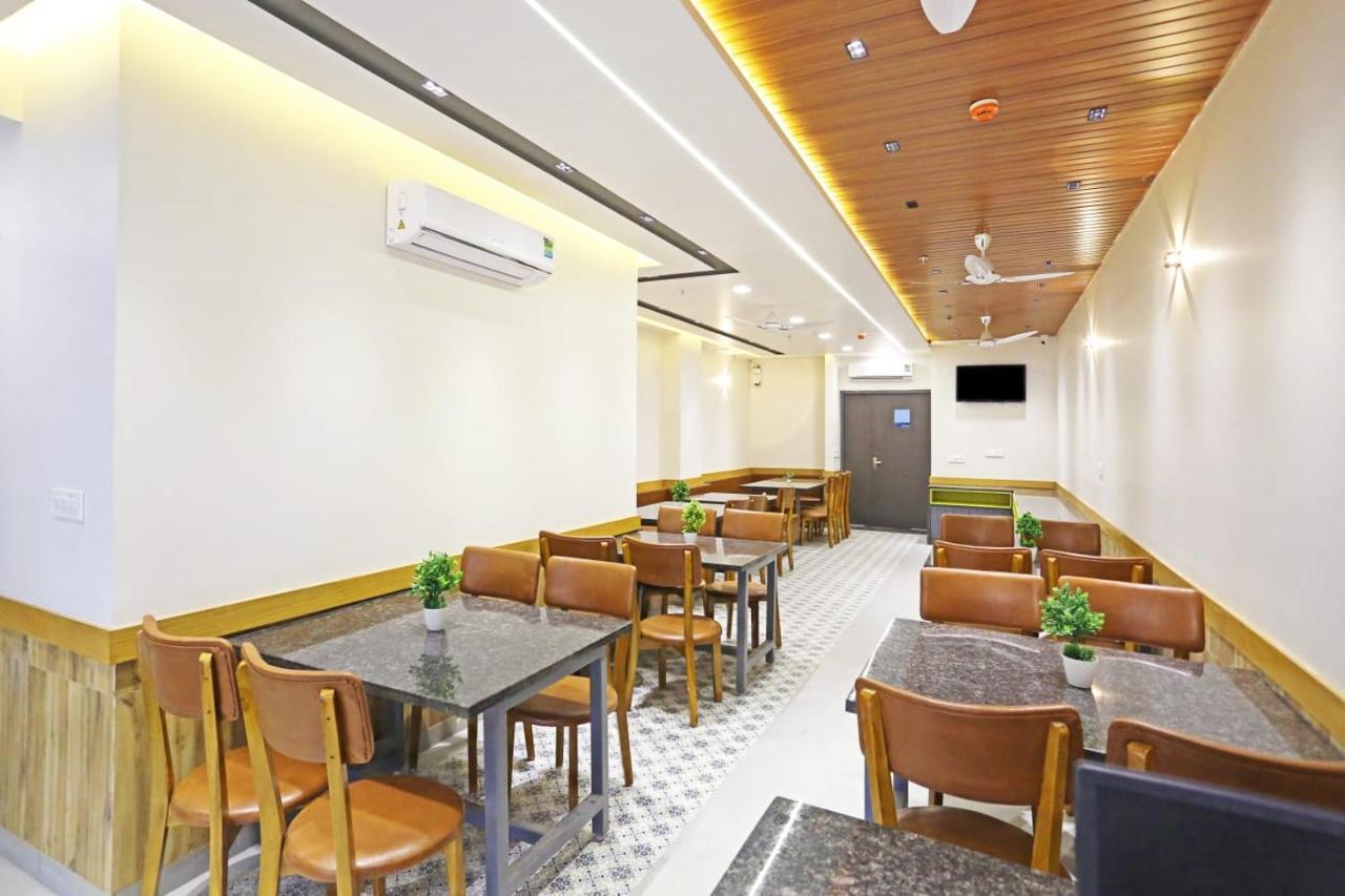 Applewood Residency - Offering Free Airport Drop 3* Nova Deli