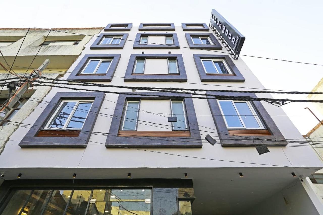 Hotel Applewood Residency - Offering Free Airport Drop Nova Deli