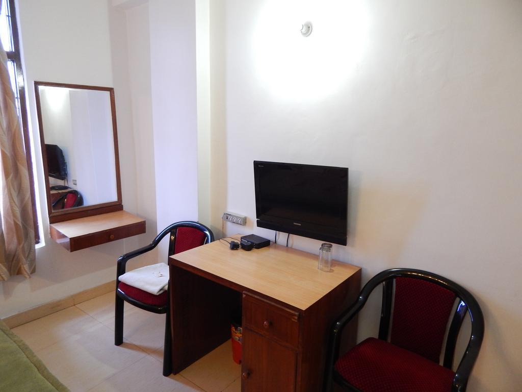 Airport Paradise International Hotel New Delhi