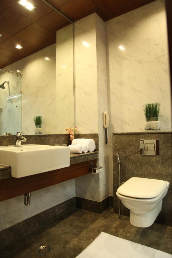 New Haven Greater Kailash - Local Id's Accepted Hotel