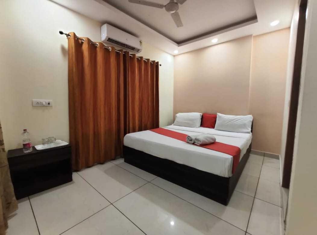 Hotel O Pop Ivy New Delhi