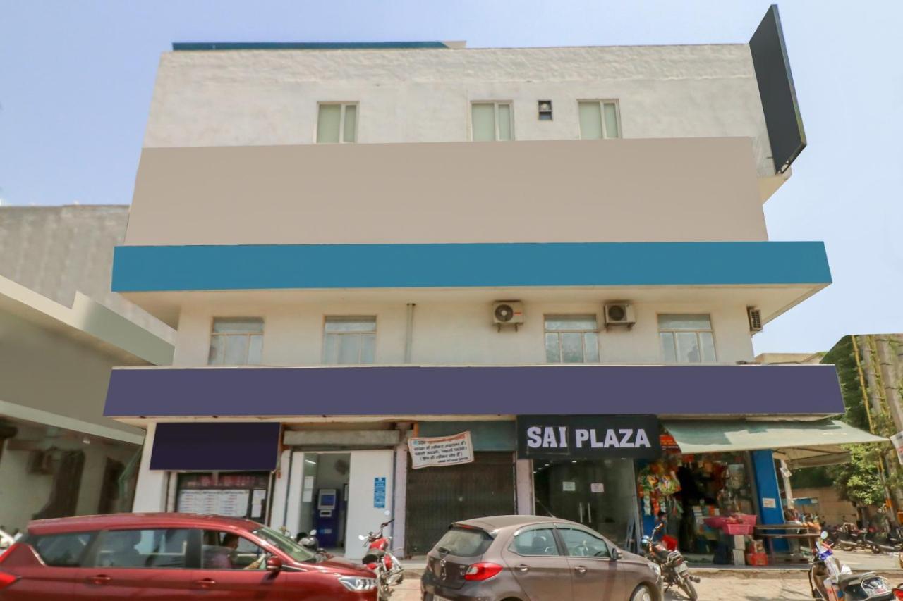 Hotel Oyo Flagship 80318 Sai Plaza Near Indira Gandhi International Airport