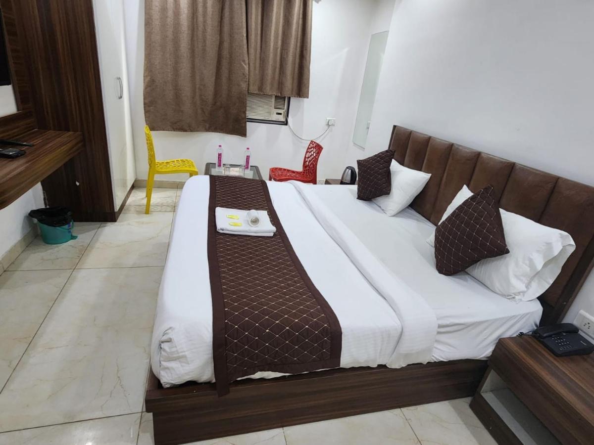 Ivy Plaza Luxury Hotel 4*