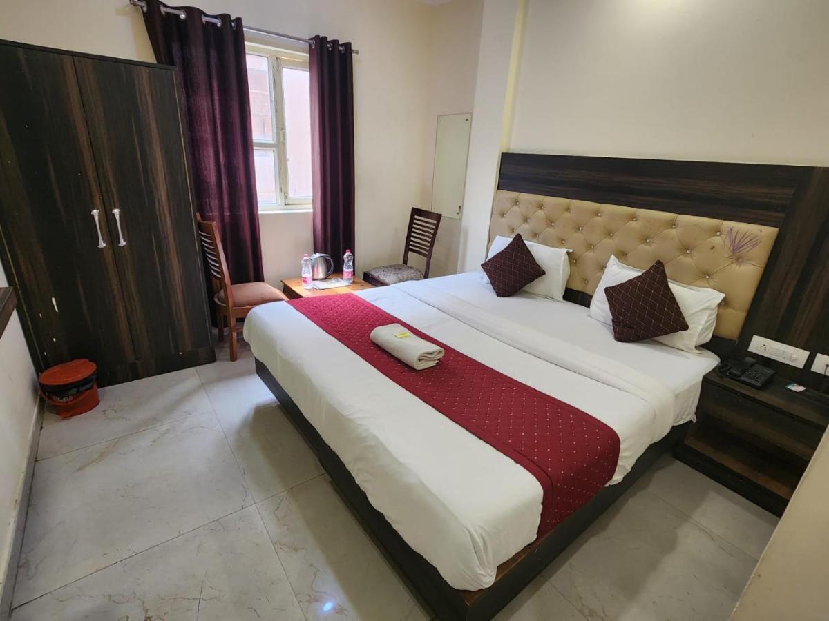 Hotel Ivy Plaza Luxury