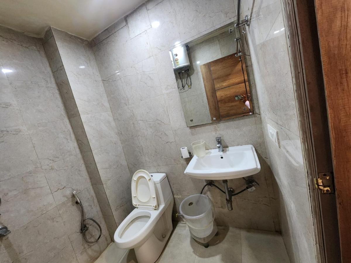 Ivy Plaza Luxury Hotel