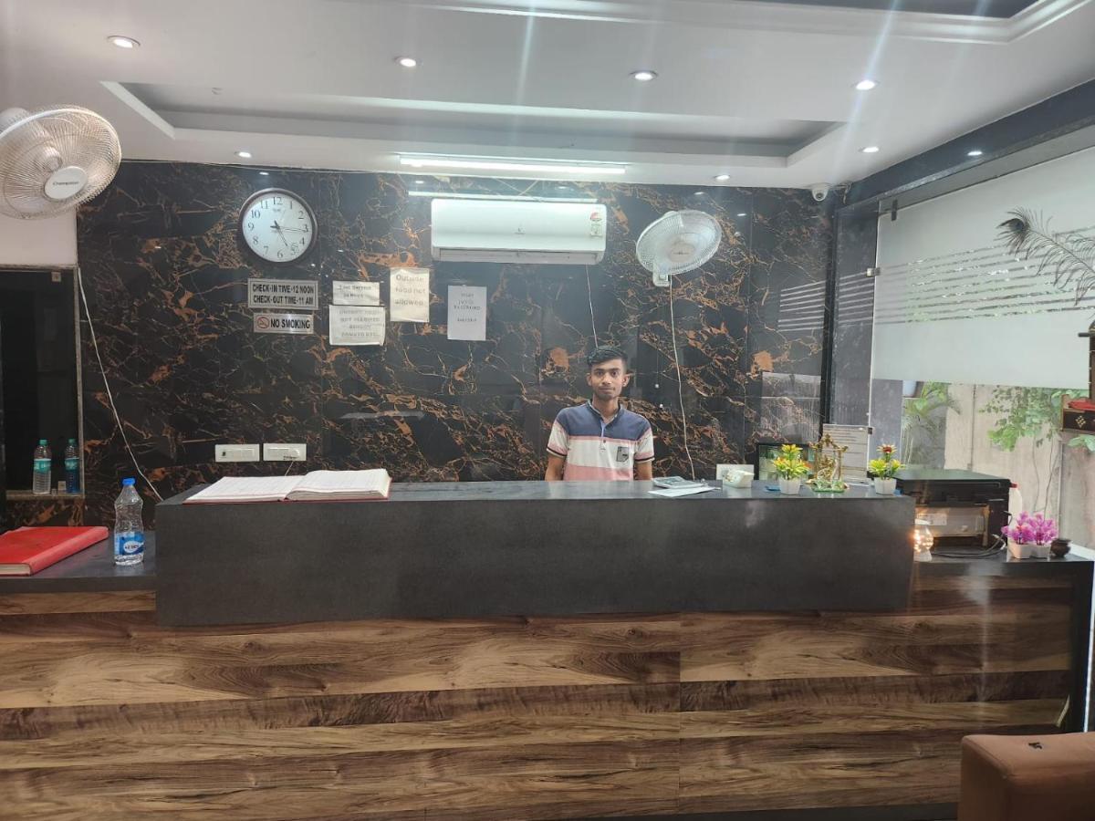 Airport Ivy With Free Airport Transfr Nova Deli