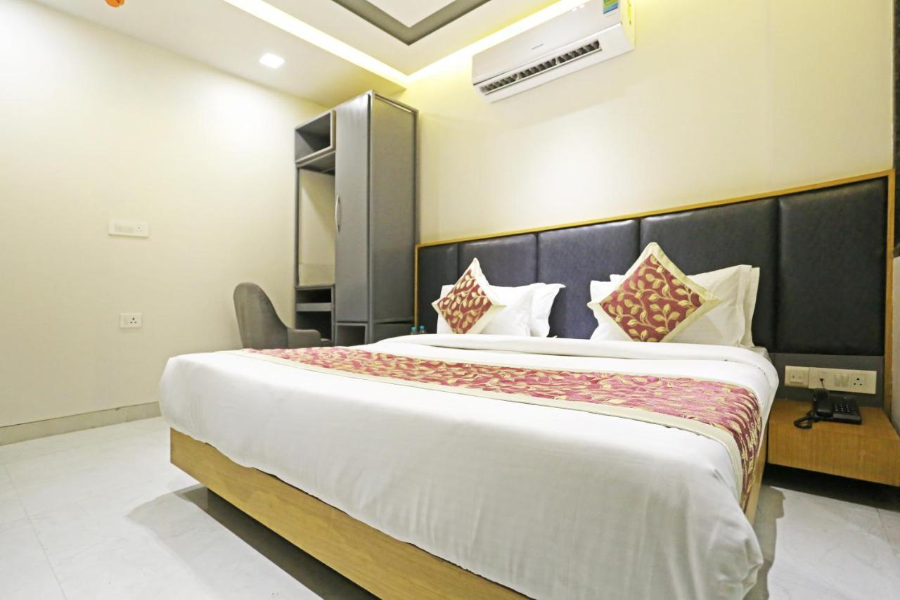 Applewood Residency - Offering Free Airport Drop