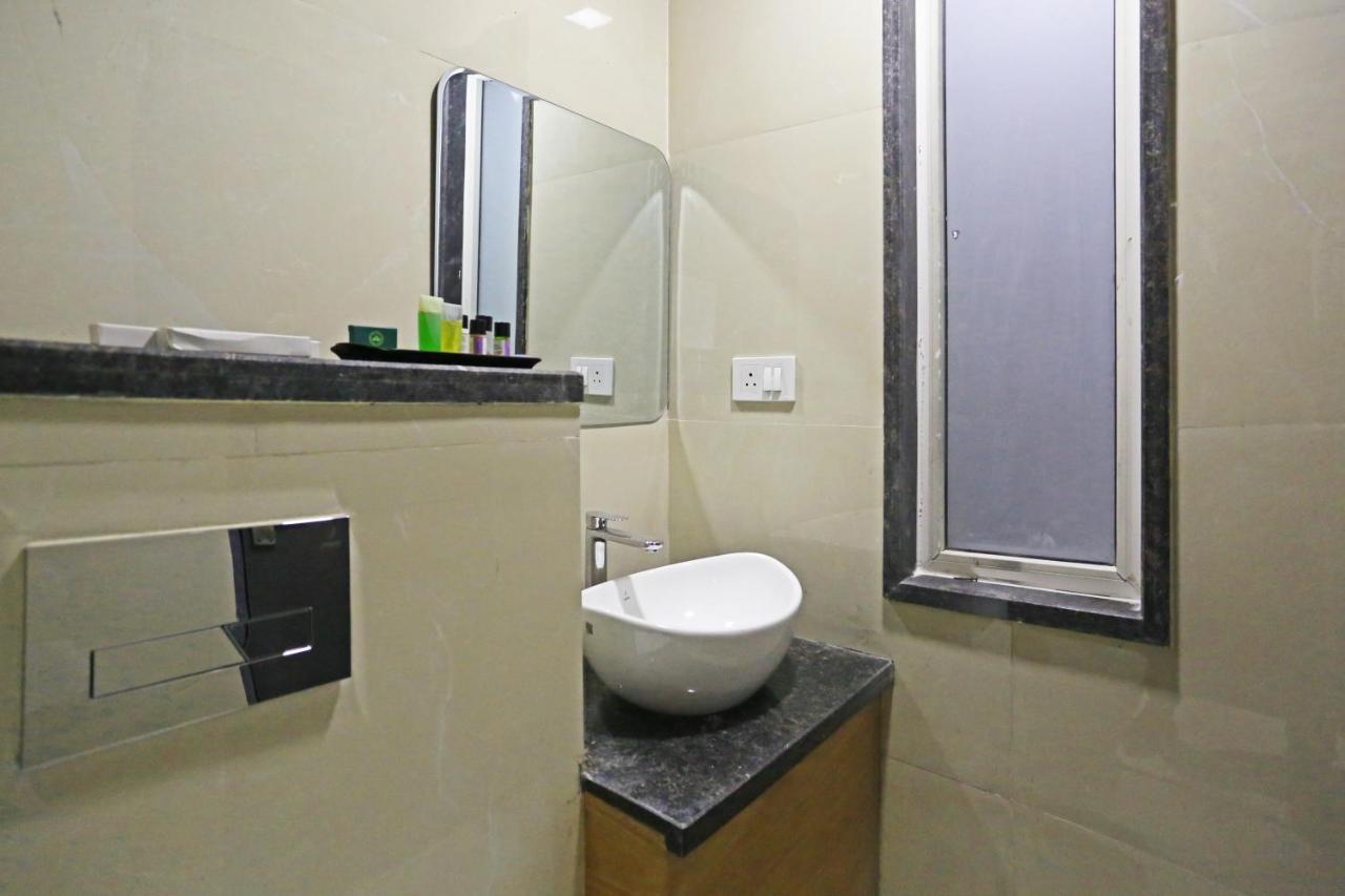 Applewood Residency - Offering Free Airport Drop Hotel