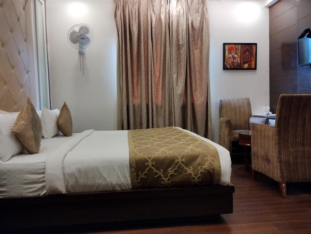 Hotel Wti Airport Grand Delhi 3*