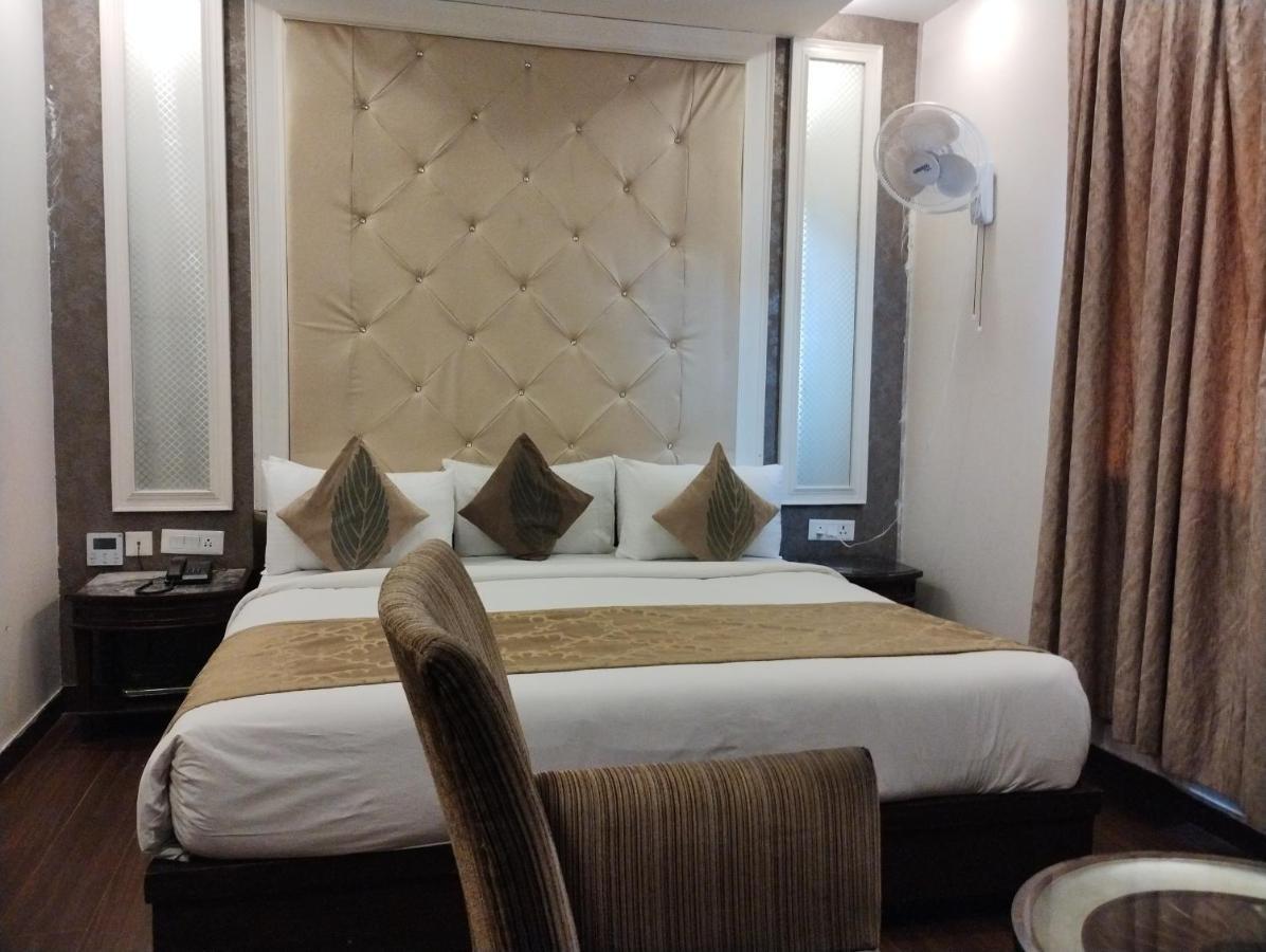 Wti Airport Grand Delhi Hotel