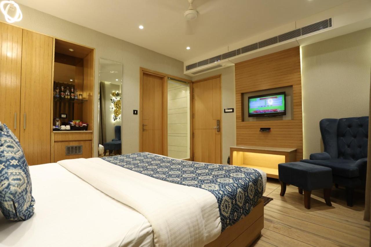 Jrd Luxury-business Hotel