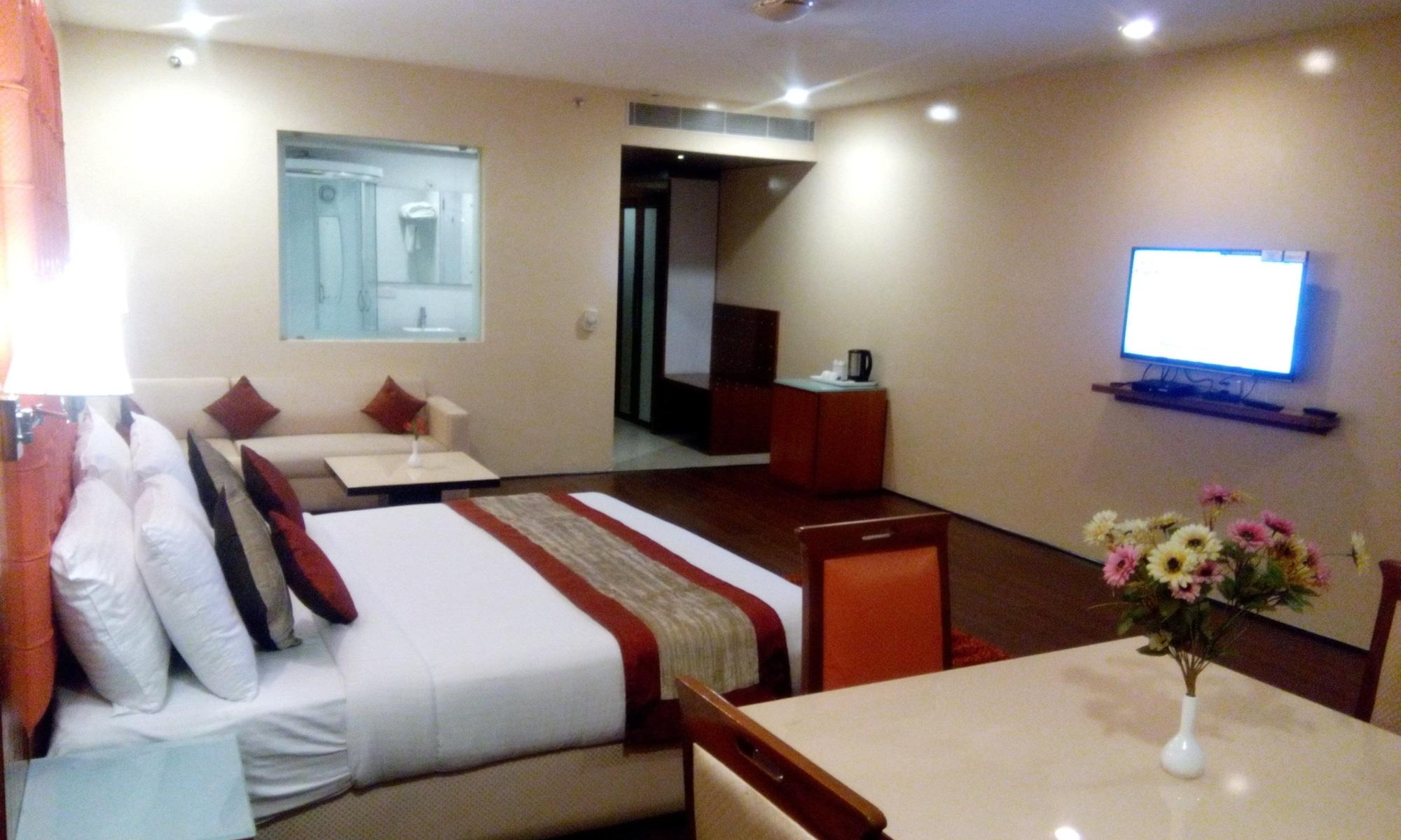 Airport Ramhan Palace Mahipalpur Hotel New Delhi