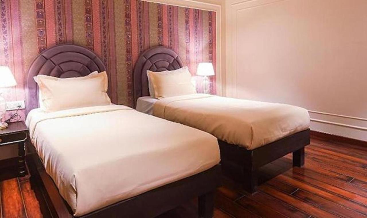 Fabhotel Prime The Seven Seeds Hotel 3*