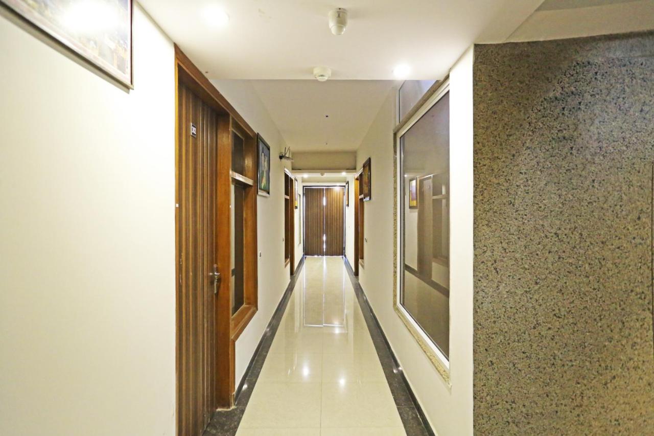 La Casa Delhi Airport Hotel 4*