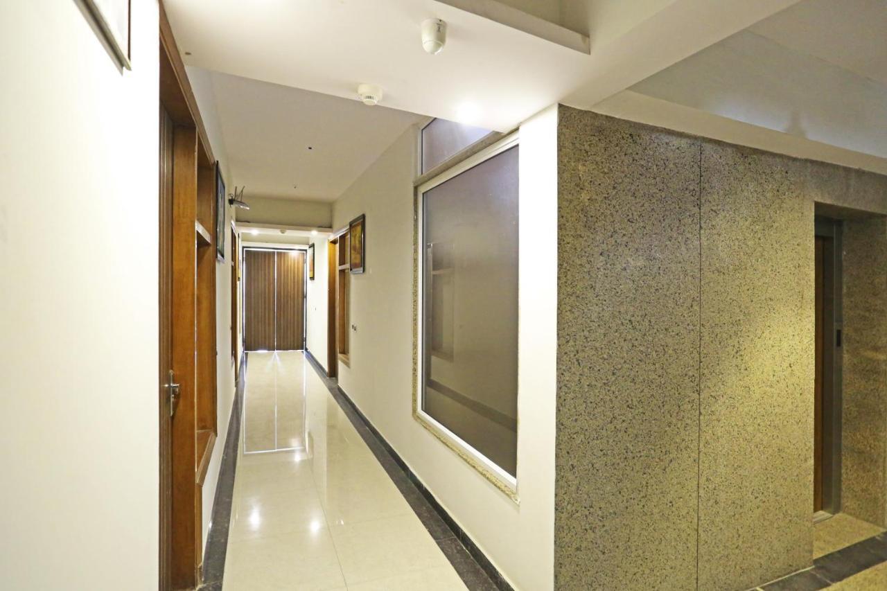 La Casa Delhi Airport 4*