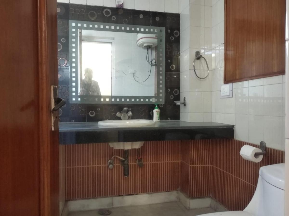 Bed & Breakfast Badal's Nest I Near Aiims I Near Safadarganj I South Delhi I Couple Friendly I Homestay