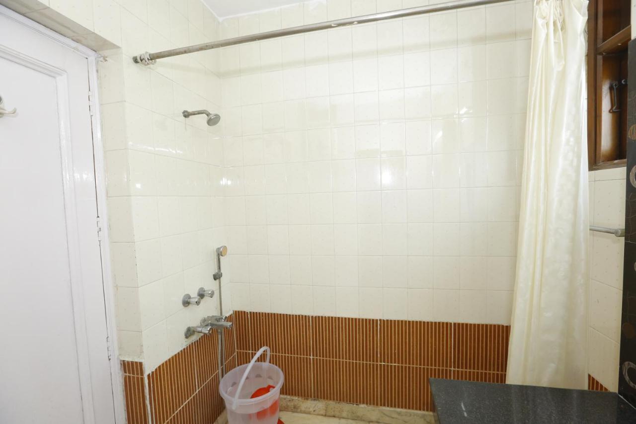 Bed & Breakfast Badal's Nest I Near Aiims I Near Safadarganj I South Delhi I Couple Friendly I Homestay New Delhi