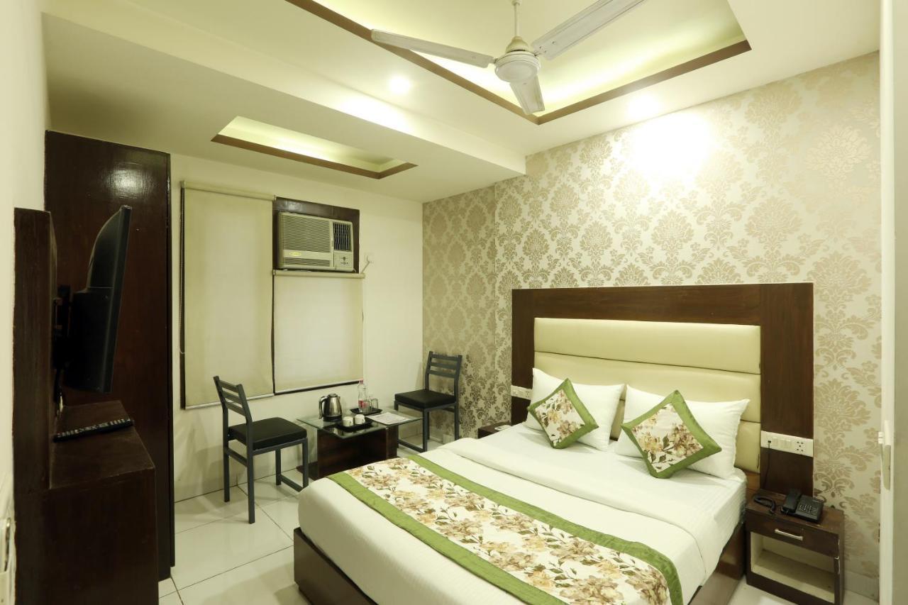 Travel Deluxe At Delhi Airport Bed & Breakfast *