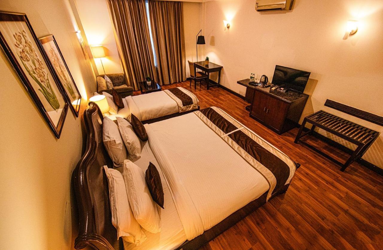 Fabhotel Prime Luxera Gurgaon