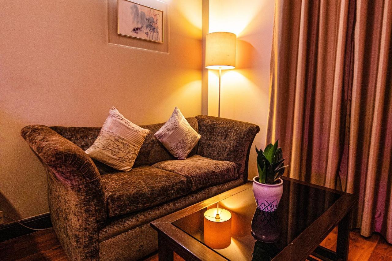Fabhotel Prime Luxera 3* Gurgaon