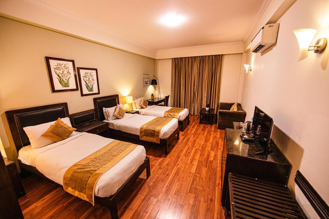 Hotel Fabhotel Prime Luxera