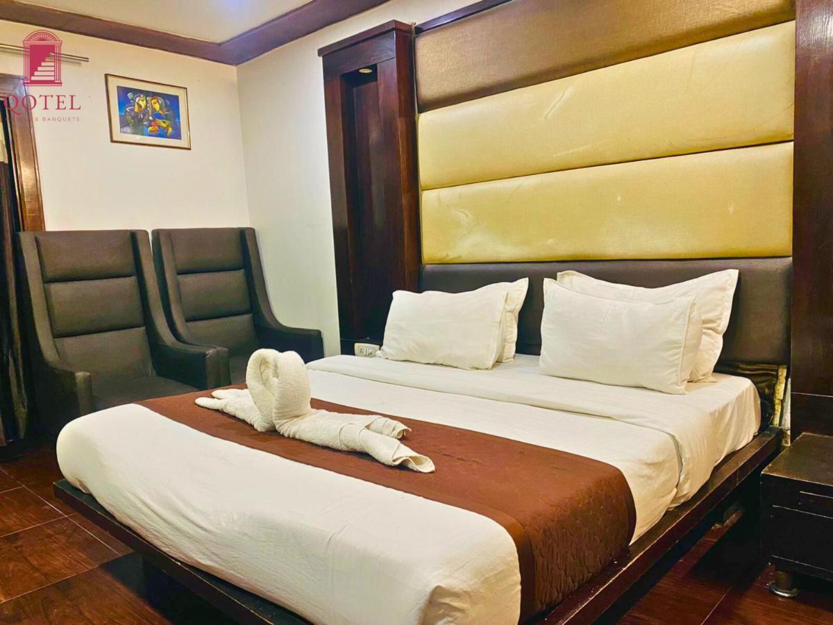 Qotel Pitampura Couple Friendly Hotel