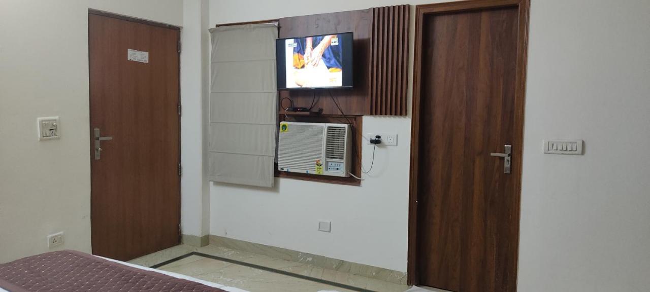 Hotel Soft Petal Residency Near Delhi International Airport New Delhi