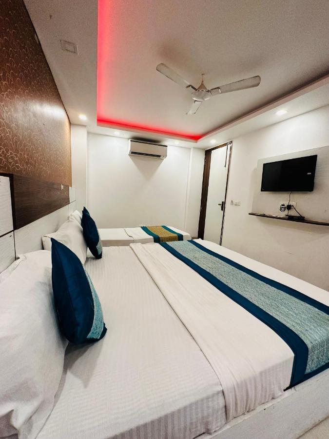 Hotel Palm Majestic At Airport