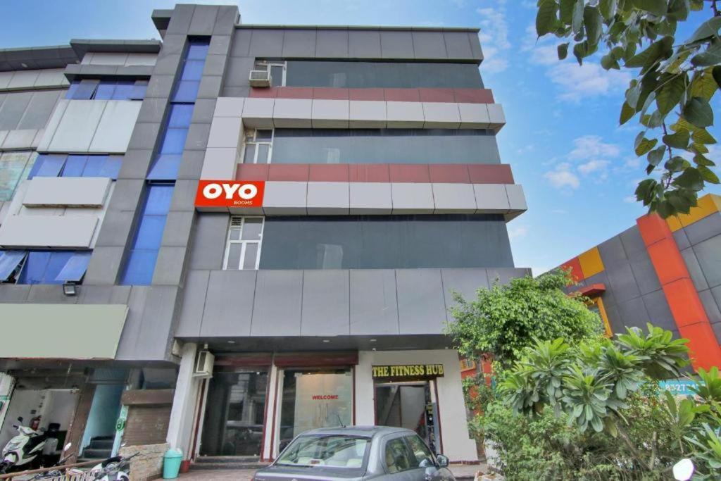 Love hotel Love Hotel