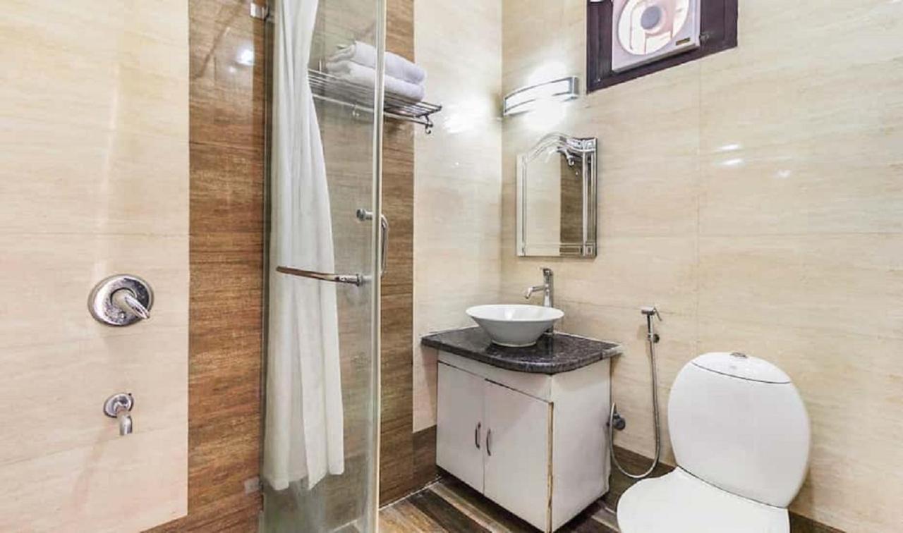Del Fox Hotel, Delhi Airport Hotel