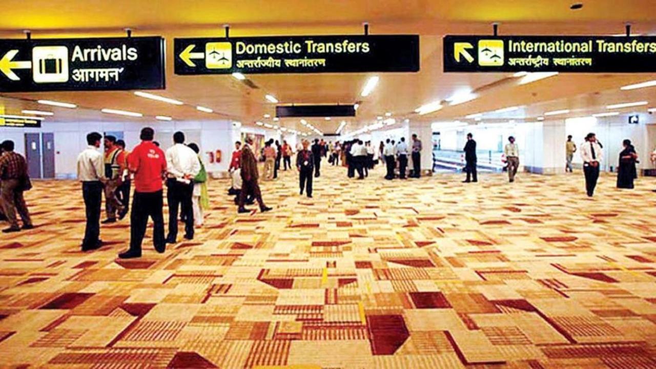 Hotel Del Fox Hotel, Delhi Airport 3*