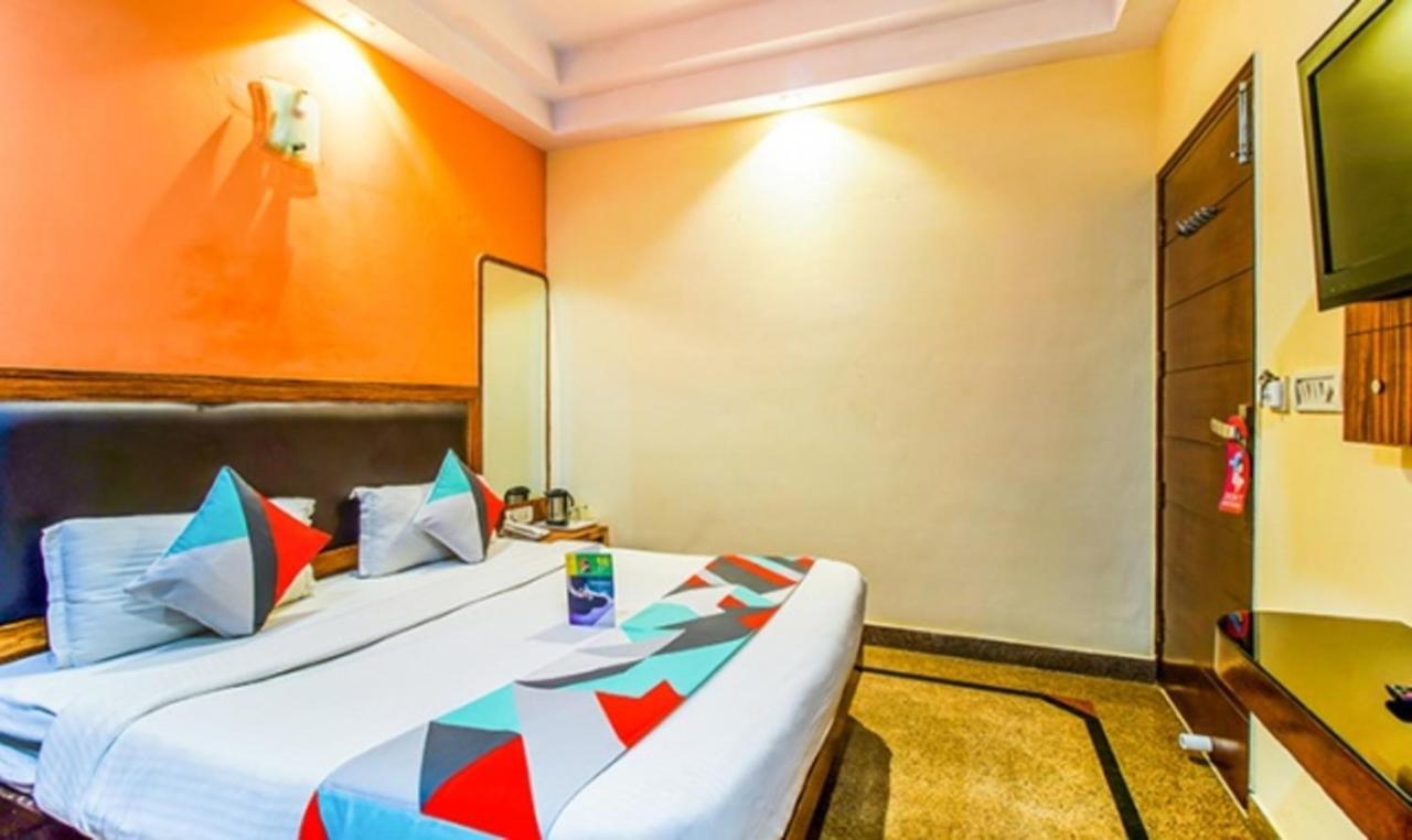 Hotel Fabexpress Jp Palace 3*