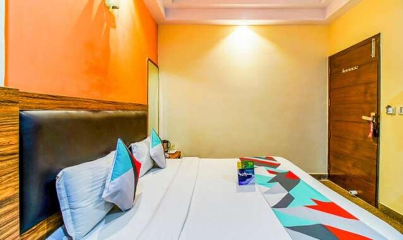 Fabexpress Jp Palace Delhi (National Capital Territory of India)